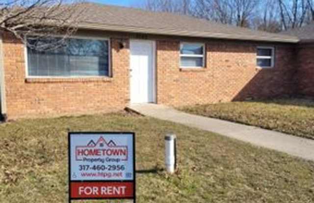 7092-7094 N Manor Dr photos photos