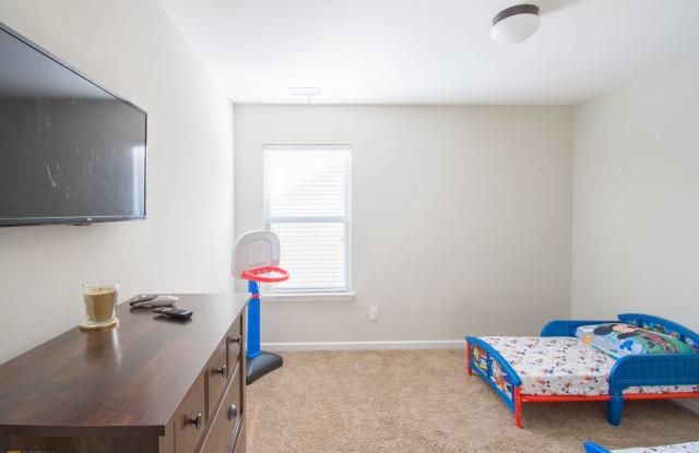 209 Magnaview Gallery 2