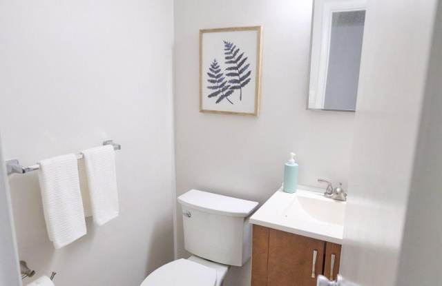 6373 PATIENCE Court Gallery 4