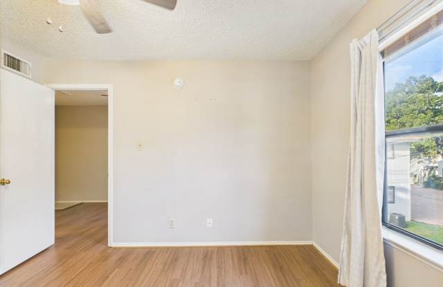 297 Billie Dr. Building 2 Fredericksburg, TX 78624 Gallery 4