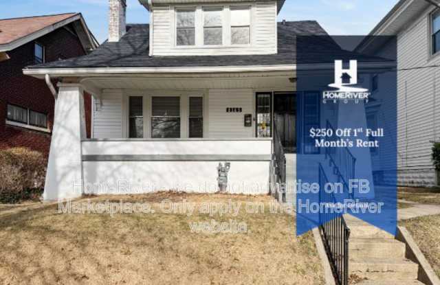 4145 W Broadway photos photos