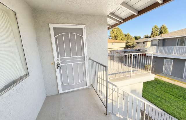 1208 Post Street - # D Gallery 2