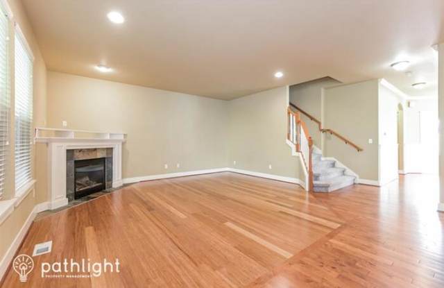 4615 205th Street Court East Gallery 4