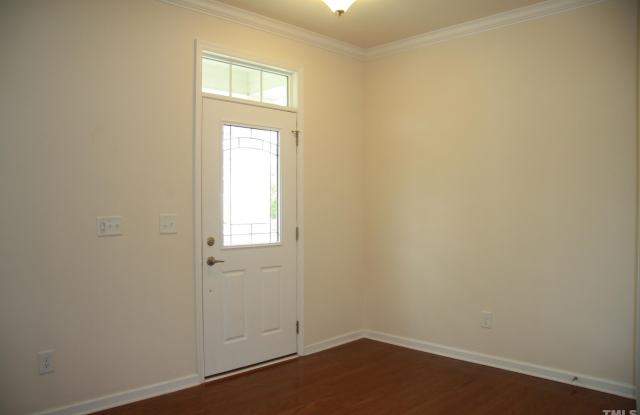 1013 Semora Lane Gallery 2
