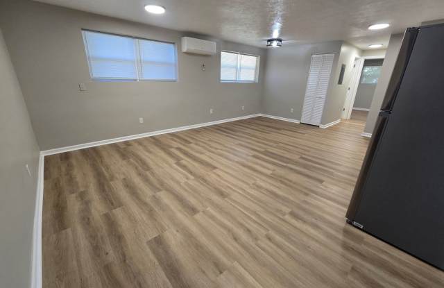 Welcome Home to Bellagio South Living: Where Comfort Meets Convenience Gallery 4