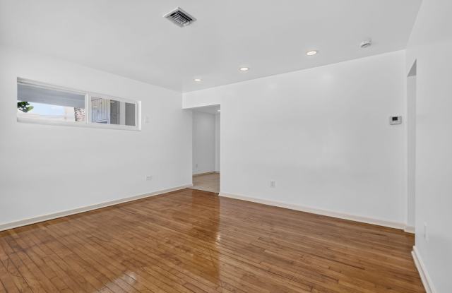 111 Euclid Boulevard Gallery 3