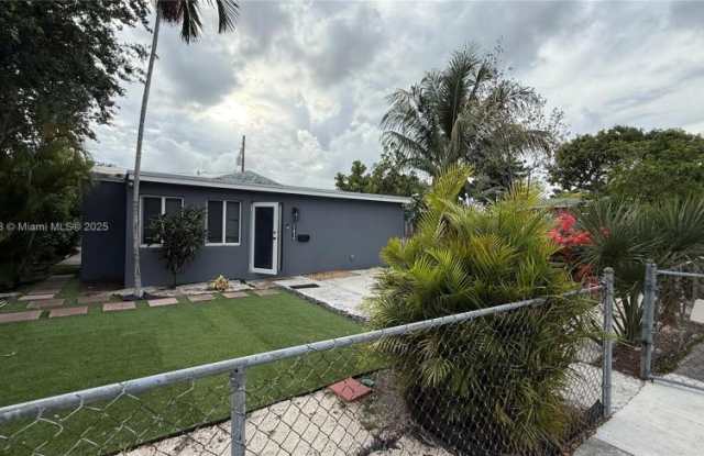 5830 NW 7th Ct # 5830 photos photos