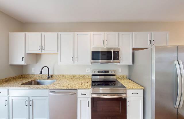 Two Bedroom Townhomes With Flex Room at The Villages at Bear Creek in Columbia, TN photos photos