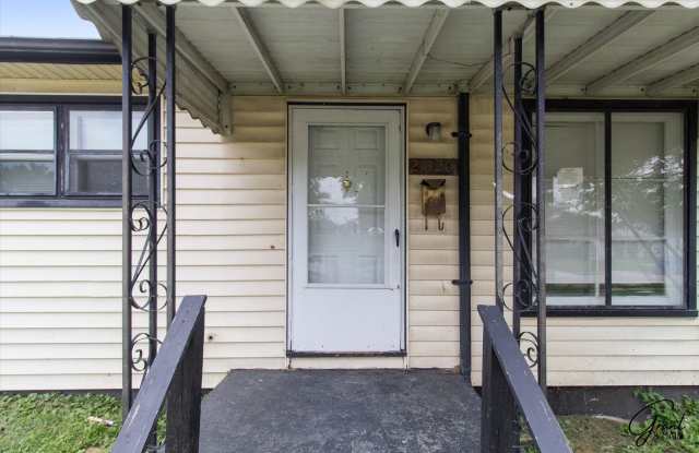 $1,250/month - 2 bedroom 1 bath Gallery 3