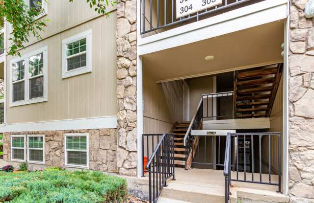 2 Bed 1.5 Bath Updated Arvada Condo - Available June 5th photos photos