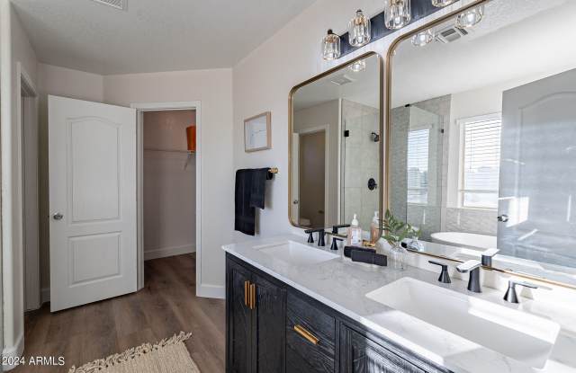 30158 N ROYAL OAK Way photos photos
