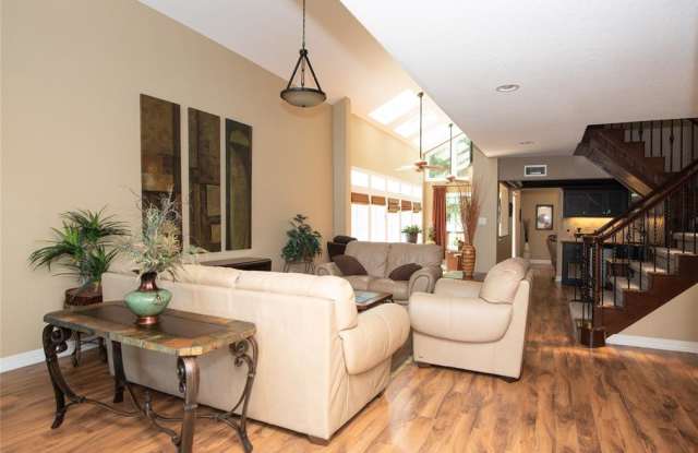 18244 Lakeside Lane Gallery 4