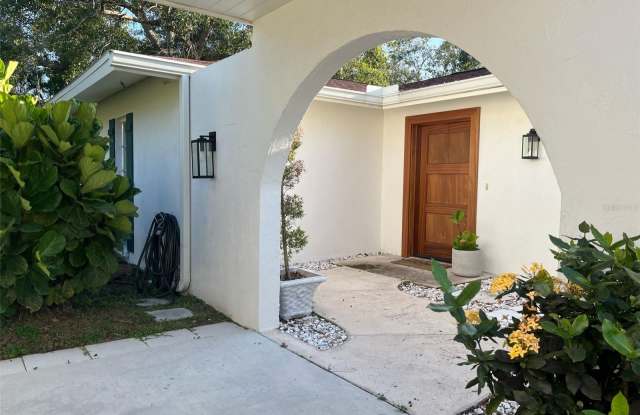 4608 LONGLEAF LANE - 4608 Longleaf Lane, Lake Sarasota, FL 34241