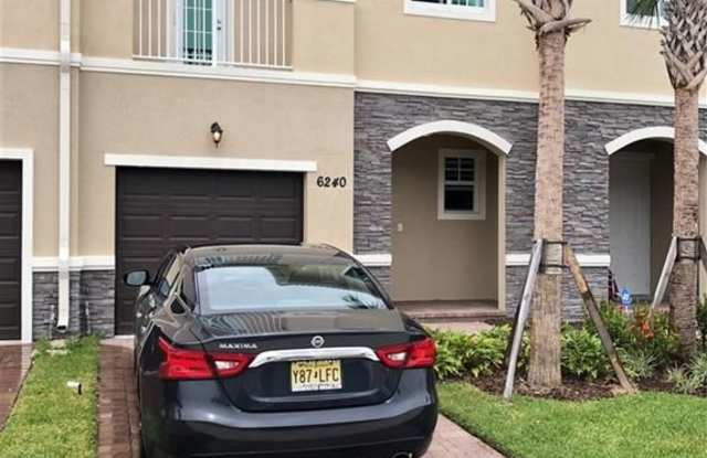 6240 SE PORTOFINO CIR - 6240 SE Portofino Circle, Hobe Sound, FL 33455