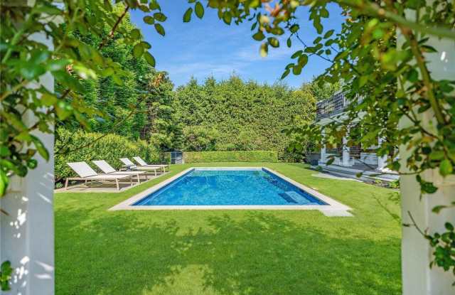 279 Mill Road photos photos