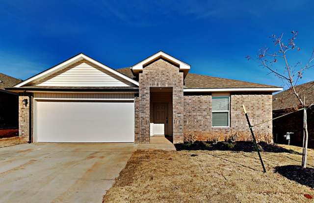 Spacious 4 Bedroom 2 Bathroom Home in Piedmont Schools (Neighborhood Park and Splashpad) photos photos