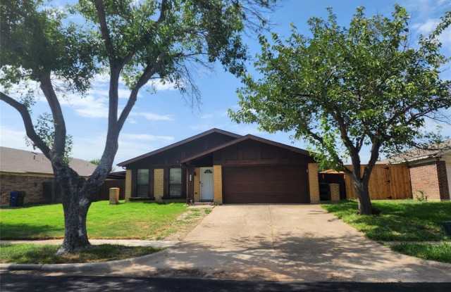 1717 Delaford Drive - 1717 Delaford Drive, Carrollton, TX 75007