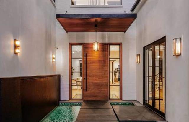 4746 LOUISE Avenue Gallery 4