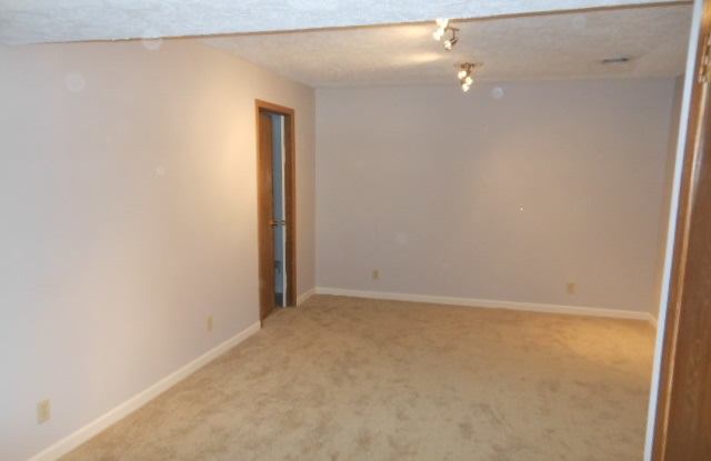 1421 Northwest Dr Gallery 2