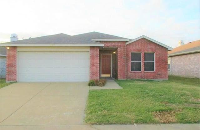 237 Stoneridge Drive - 237 Stoneridge Drive, Mesquite, TX 75149