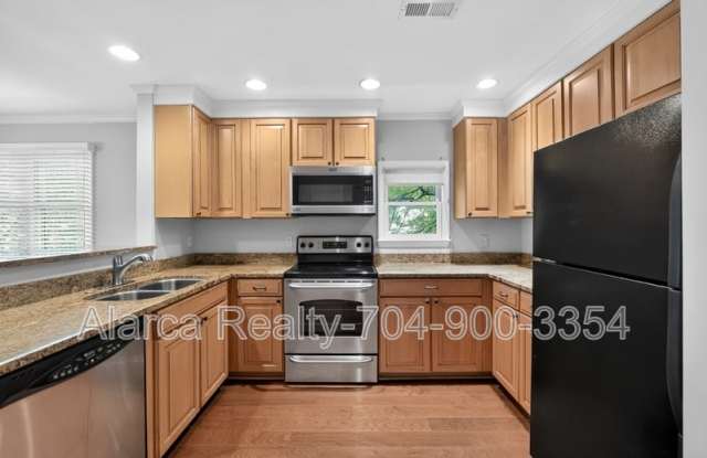 333 Circle Ave photos photos