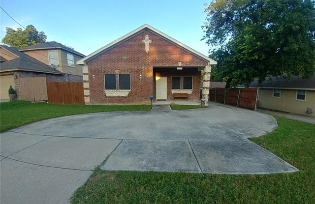 2652 Moore Avenue - 2652 Moore Avenue, Fort Worth, TX 76106