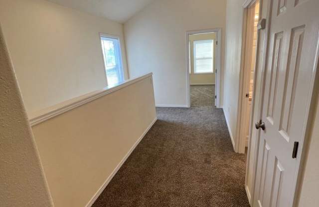 3-bedroom 2 1/2 bath duplex in Springfield photos photos