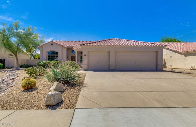 9025 E JANICE Way Gallery 2