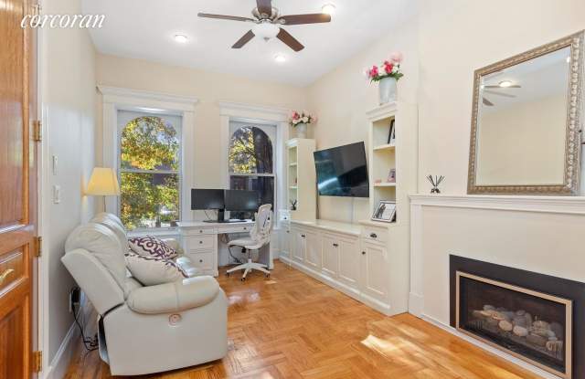 901 Union Street - 901 Union Street, Brooklyn, NY 11217 901 Union Street - 901 Union Street, Brooklyn, NY 11217