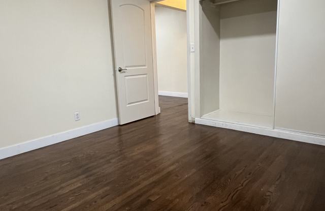 8154 Potter Avenue photos photos