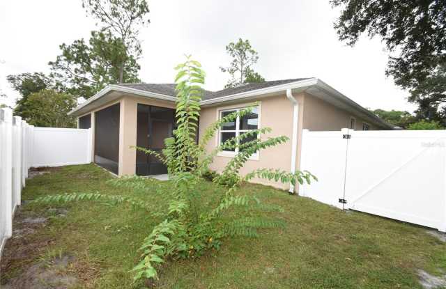 43 LLOYD Trail Gallery 3
