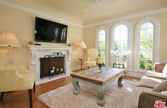 1024 HAVENHURST Drive - 1024 Havenhurst Drive, West Hollywood, CA 90046
