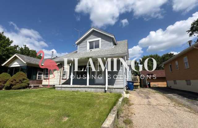 Charming Historic Dayton Home Near the Gem City photos photos