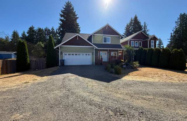 2-STORY Tracyton Craftsman Home photos photos