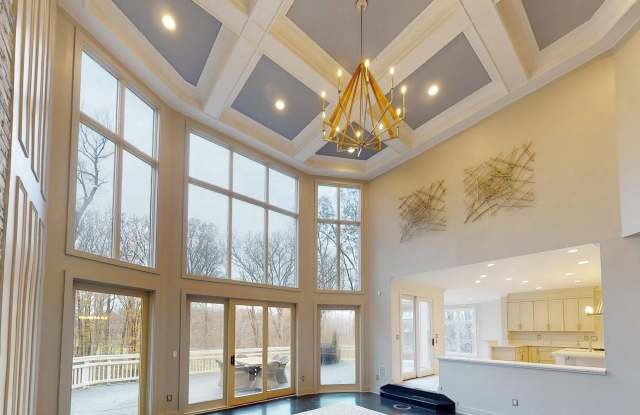 9629 EAGLE RIDGE Drive Gallery 1