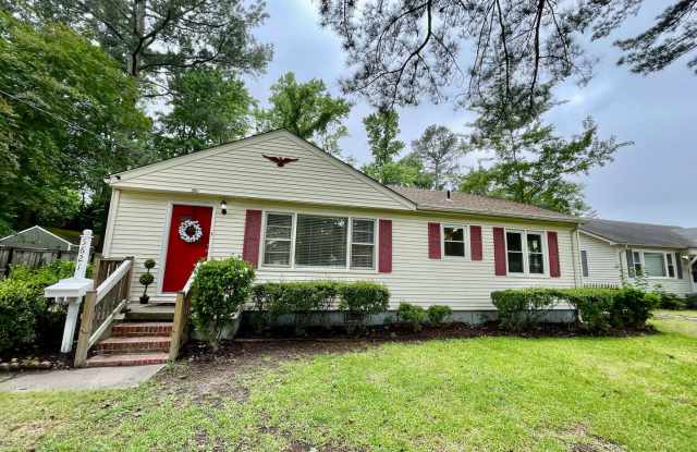 A Perfect 3/2 Ranch Home - Ready 10-09-26!! Updated Kitchen & Baths! Pet Friendly! photos photos