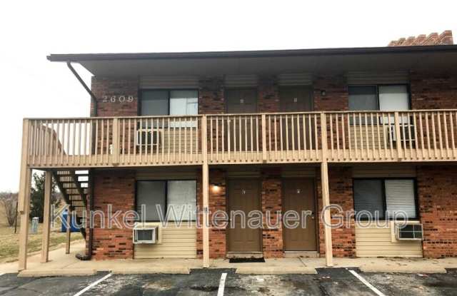 2609-G Sierra Drive - 2609 Sierra Drive, Shiloh, IL 62221