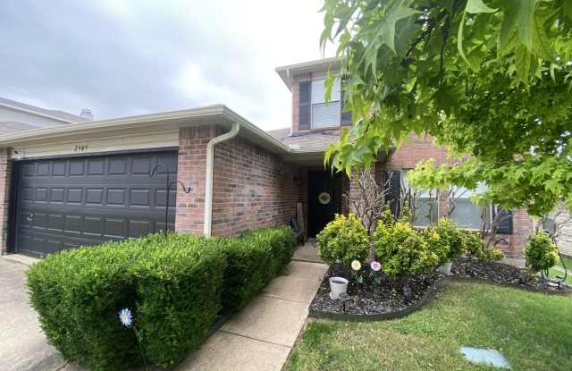 Awesome Family Home - 2305 Spruce Meadow Lane, McKinney, TX 75071