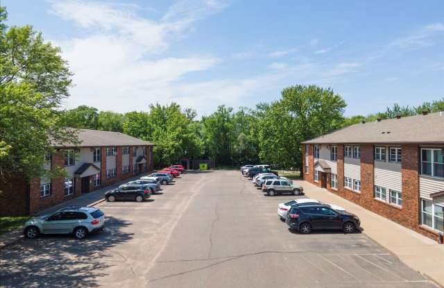 Brittany Court Apartments | Convenient Menomonie Living photos photos Brittany Court Apartments | Convenient Menomonie Living photos photos