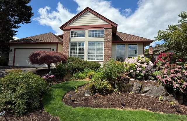 Live at Steamboat Landing – Luxury Riverfront Living in Vancouver, WA photos photos