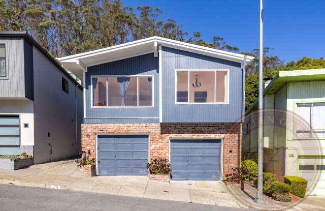 Forest Knolls - 3 BR, 2 BA House 1,275 Sq. Ft. - 3D Virtual Tour, 2-Car Garage, Ample Storage - 20 Woodhaven Court, San Francisco, CA 94131 Forest Knolls - 3 BR, 2 BA House 1,275 Sq. Ft. - 3D Virtual Tour, 2-Car Garage, Ample Storage - 20 Woodhaven Court, San Francisco, CA 94131