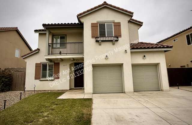 327 Las Flores Drive Gallery 1