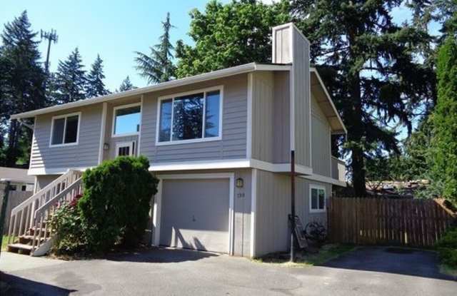 UNIVERSITY PLACE 4 bdrm, 2 bath, $2995 rent 6 month lease - 7315 46th Street Court West, University Place, WA 98466
