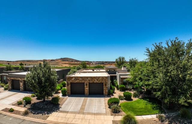 Available November 2nd! - Fully Furnished Home For Rent! With Casita. Ledges Community Gallery 4