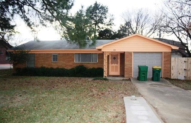 111 S Lake Dallas Drive - 111 S Lake Dallas Dr, Lake Dallas, TX 75065