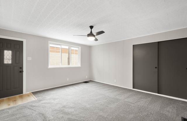 Beautiful 2 bedroom home in South Side Flats available October 1! Gallery 4
