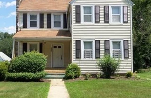 2326 Ivy Ave - 2326 Ivy Avenue, Baltimore, MD 21214