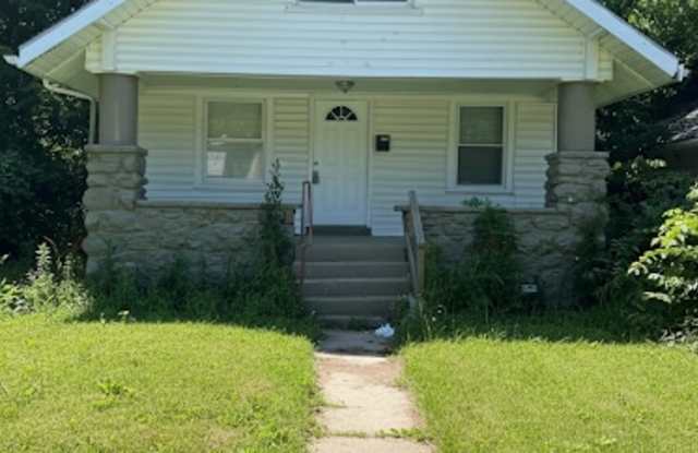 4932 Bellefontaine Avenue Gallery 1