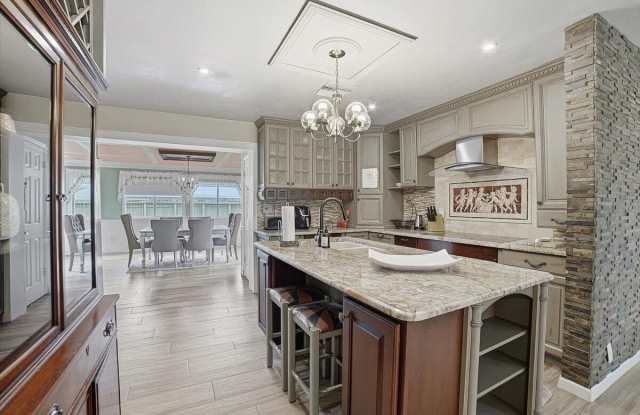 938 Arlington Drive Gallery 1