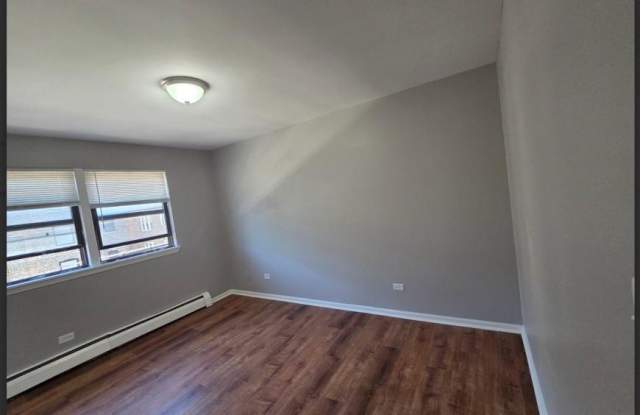 8207 South Maryland Ave., Gallery 2